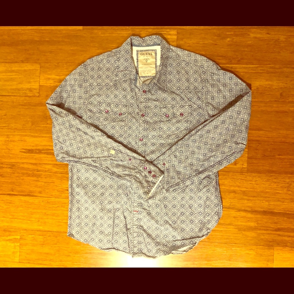 Guess men’s button down shirt